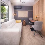 Romantic Tiny House For Two - Walsdorf *